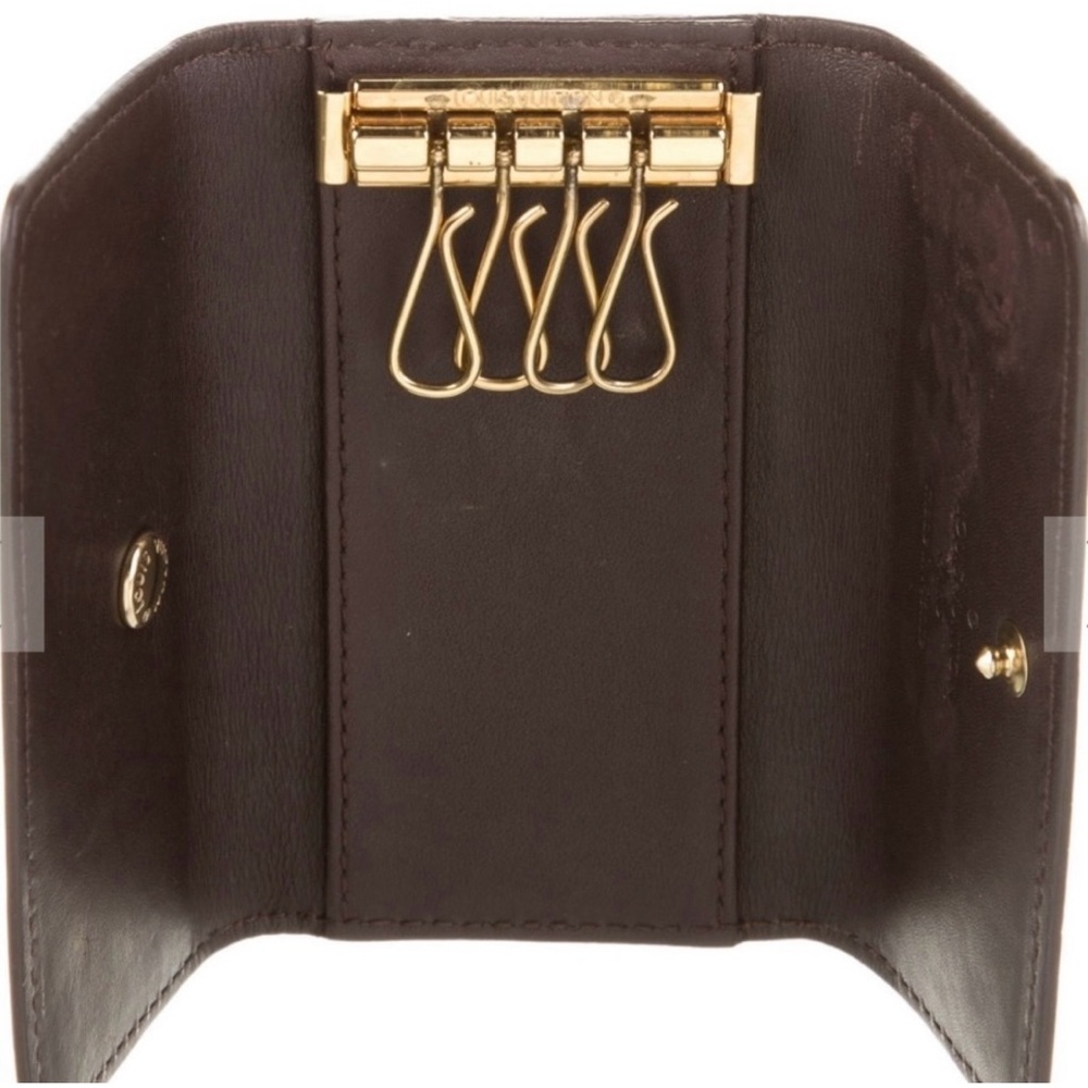 Louis Vuitton Elegant Brown Leather Key Holder
